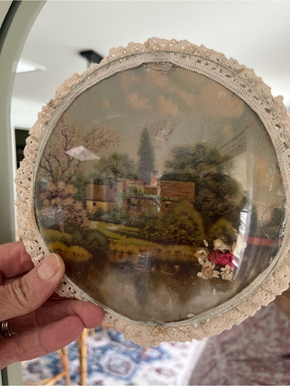 Vintage Round Convex Framed Cottage Landscape scene with a few dry flowers. - Picture 5 of 5